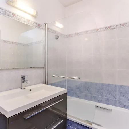 Le Clos Xapella-3 Appartement *